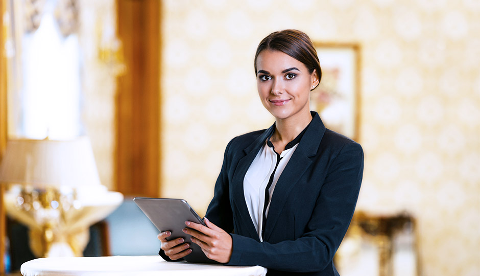 LUXURY EVENT MANAGER DI ELISA GALLO 08.30 – 15.30 (ONLINE – ISCRIZIONI APERTE)