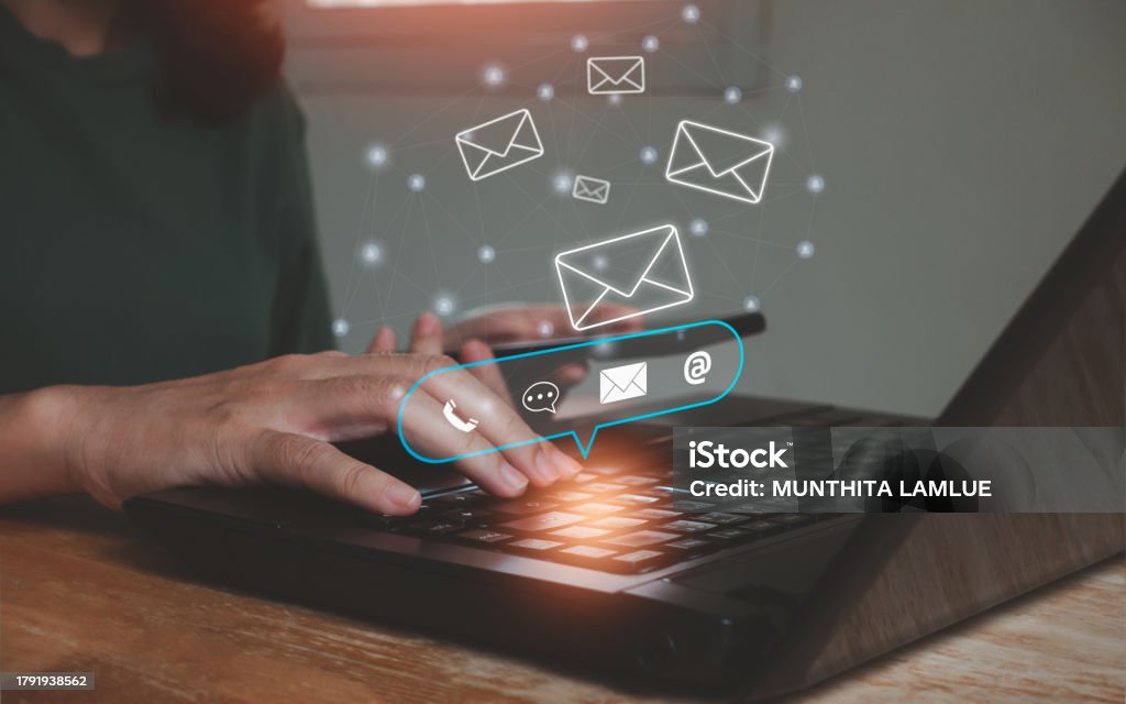 COMUNICAZIONE ANTI-BIAS, INTELLIGENZA EMOTIVA E MINDFULLNES DI DANIELA FILIDEI CASTIGLIONI 13.30 – 17.30 (ONLINE – ISCRIZIONI APERTE)